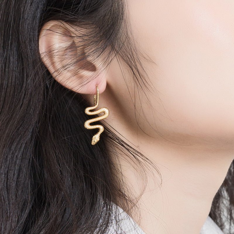 Gold-plated 925 sterling silver snake earrings, 16*35mm, 6.82g.