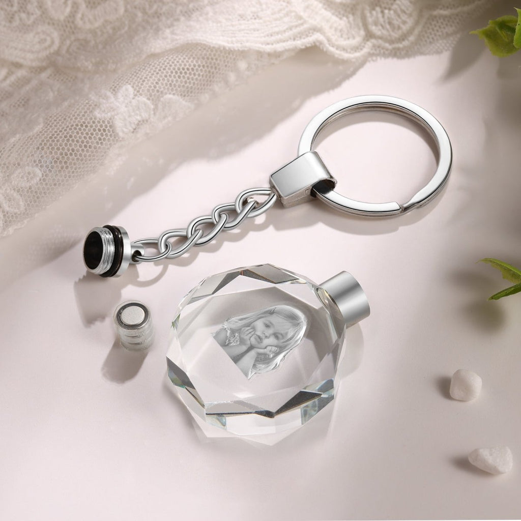 Personalised 3D Photo Crystal Keychain - Elegant Round Design - Engraved Memories