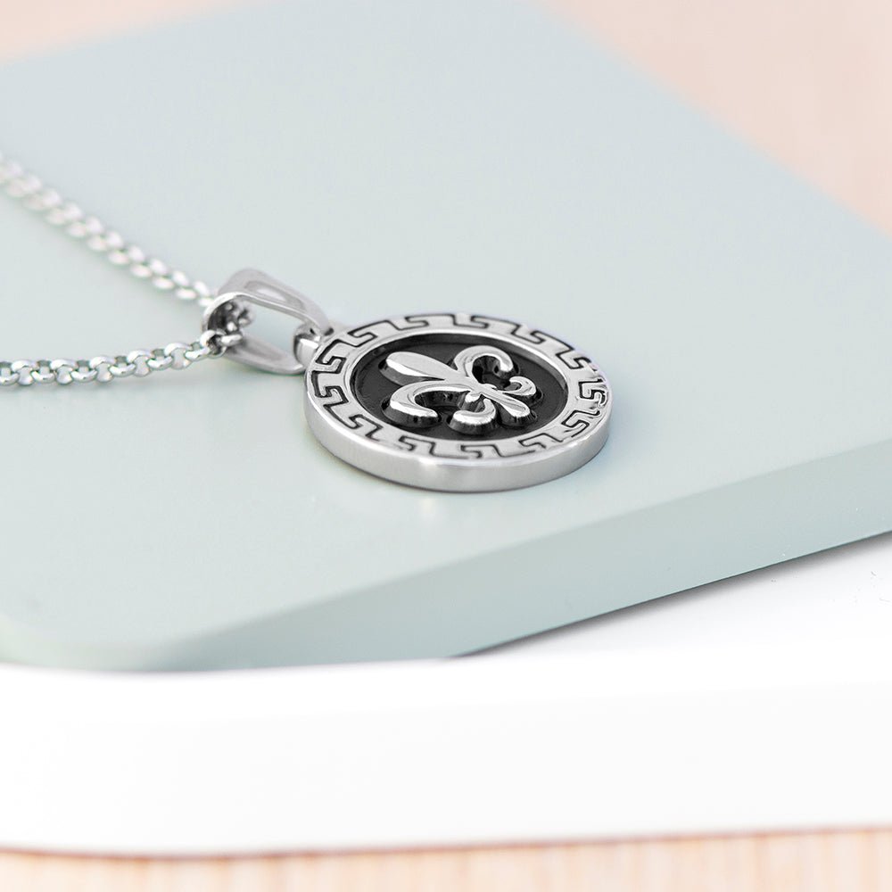 Personalised Men's Fleur-de-lis Pendant Necklace - Engraved Memories